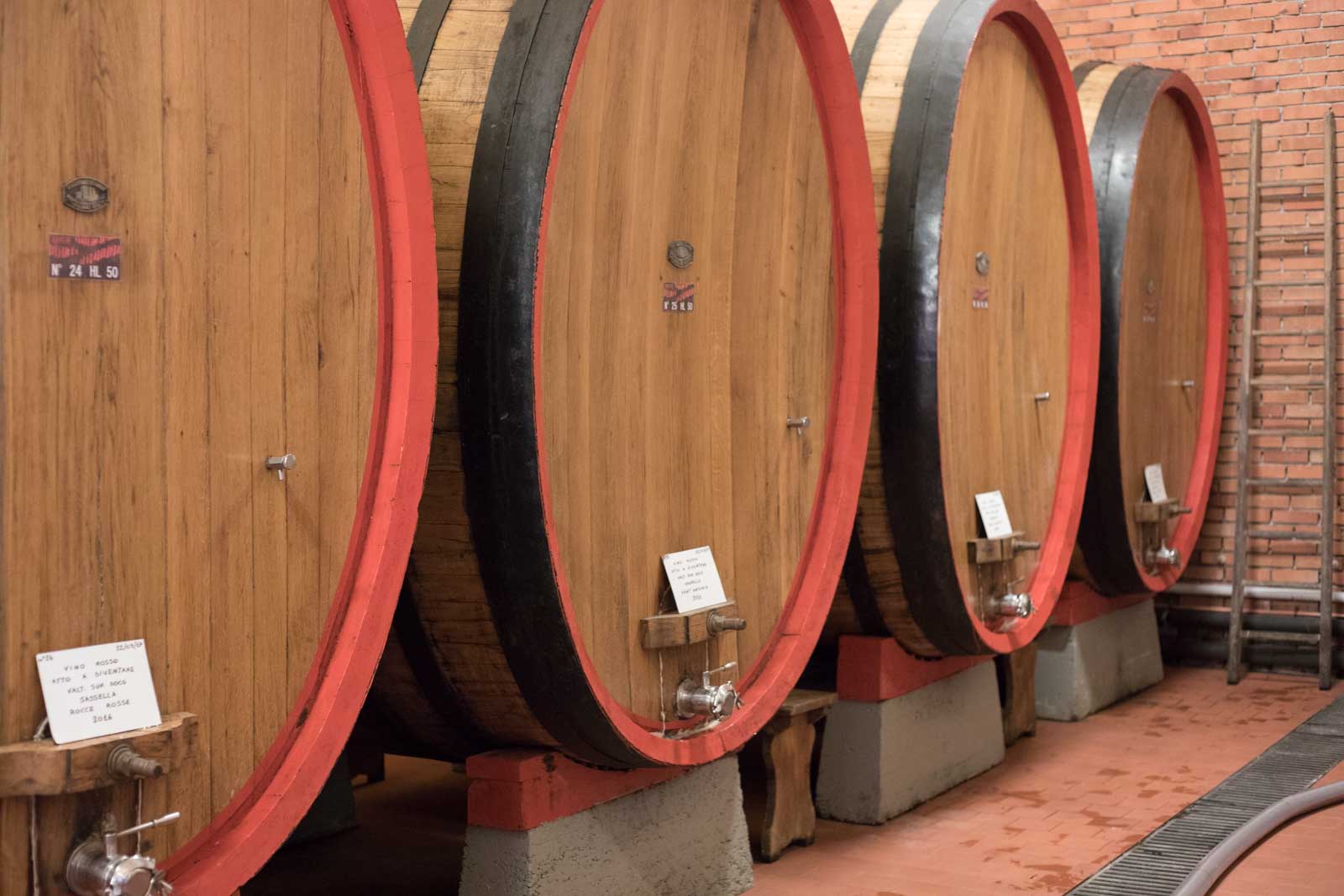 Chestnut casks at Ar.Pe.Pe., Valtellina Superiore, Italy. ©Kevin Day/Opening a Bottle