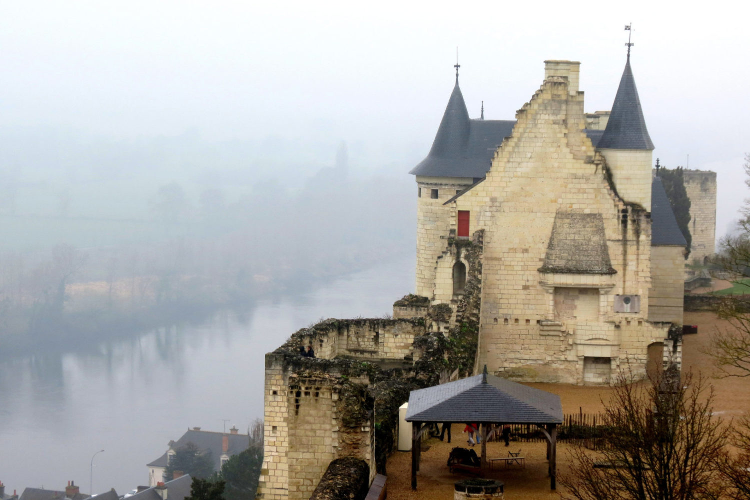 Chinon castle by Flickr user Xorge. Some rights reserved. Creative Commons License.