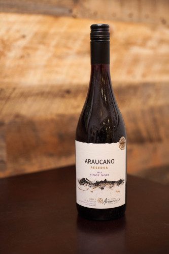 2013 Hacienda Araucano Pinot Noir Reserva