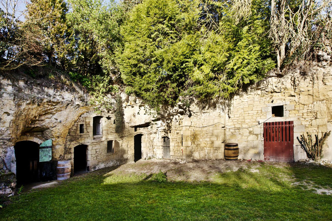 The winery at Clau de Nell, and the entrance to its troglodyte wine caves. ©Wilson Daniels.