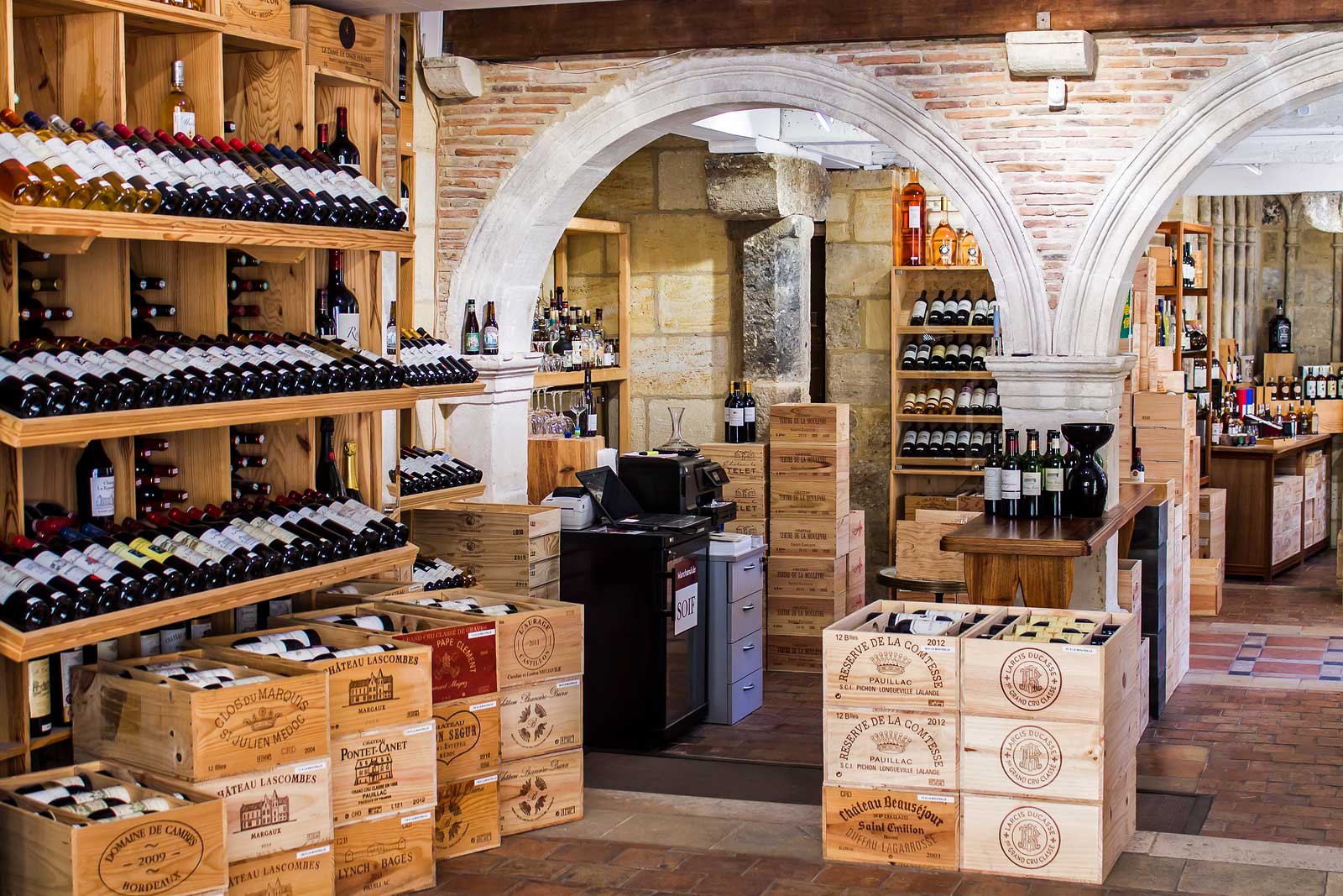 Wine shop in Saint-Émilion