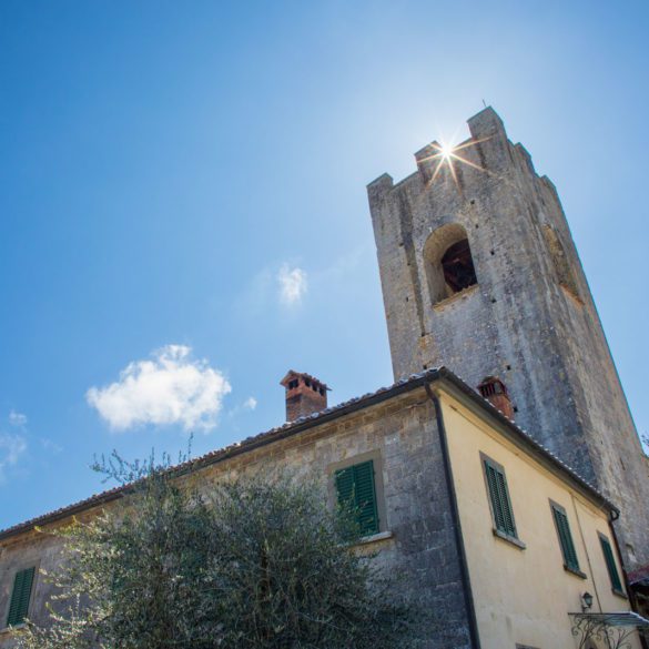 Badia a Coltibuono's abbey backlit by midday sun ©Kevin Day/Opening a Bottle