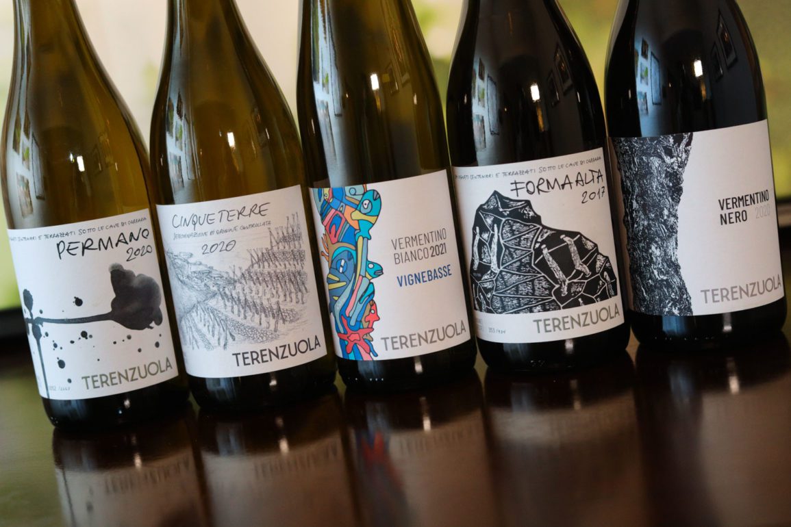 The Wines of Terenzuola ©Kevin Day/Opening a Bottle