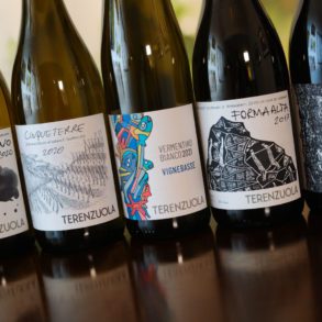 The Wines of Terenzuola ©Kevin Day/Opening a Bottle