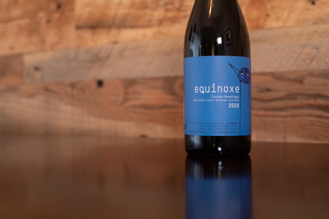 Horizontal image of bottle of 2020 Maxime Graillot Domaine des Lises Equis "Equinoxe" Crozes-Hermitage ©Kevin Day/Opening a Bottle