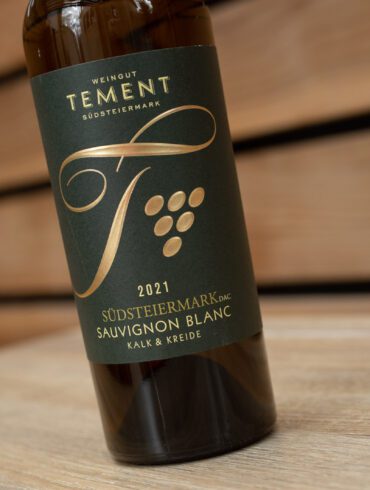 Wine: Weingut Tement's 2021 "Kalk & Kreide" Sauvignon Blanc from Südsteiermark Austria