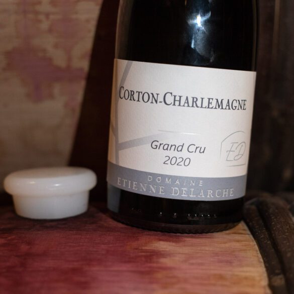 2020 Domaine Etienne Delarche Grand Cru Corton-Charlemagne Chardonnay wine.