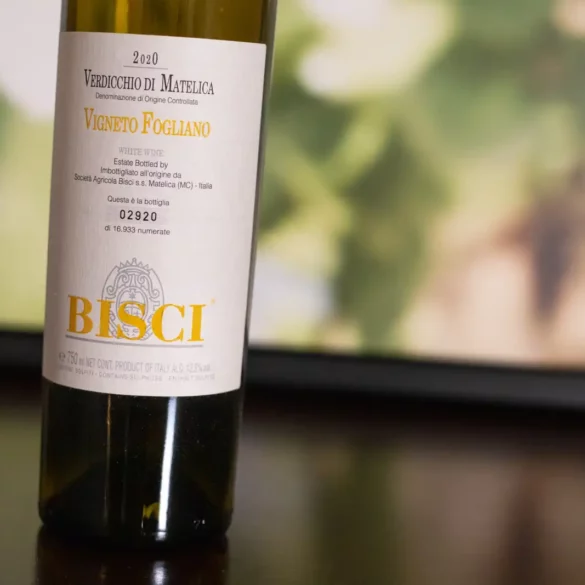 2020 Bisci "Vigneto Fogliano" Verdiccio di Matelica white wine from Italy