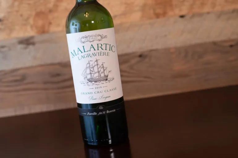 Bottle of Château Malartic-Legravière 2019 Pessac-Léognan Grand Cru Classé Blanc