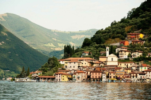 Monte Isola on Lake Iseo. ©Artamonov Timor/Consorzio Franciacorta